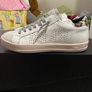 P448 John Sneakers, Size 35 (can fit size 36/6)